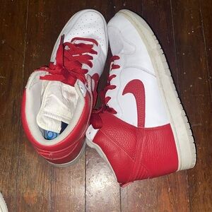 Nike